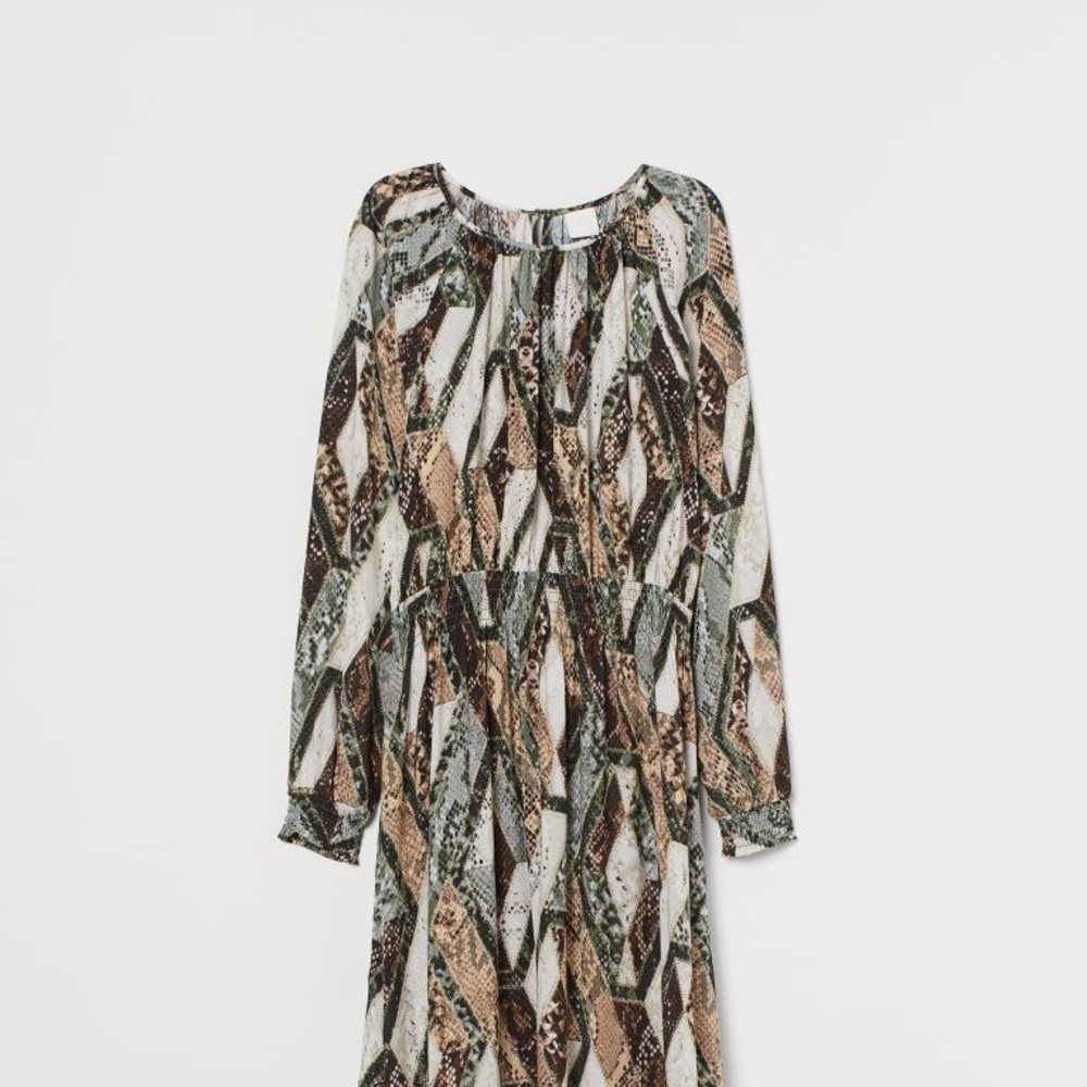 Midi dress with smocking